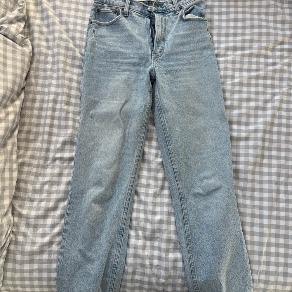 Abercrombie & Fitch Light Wash Straight Leg Jeans - 90s straight ultra high rise